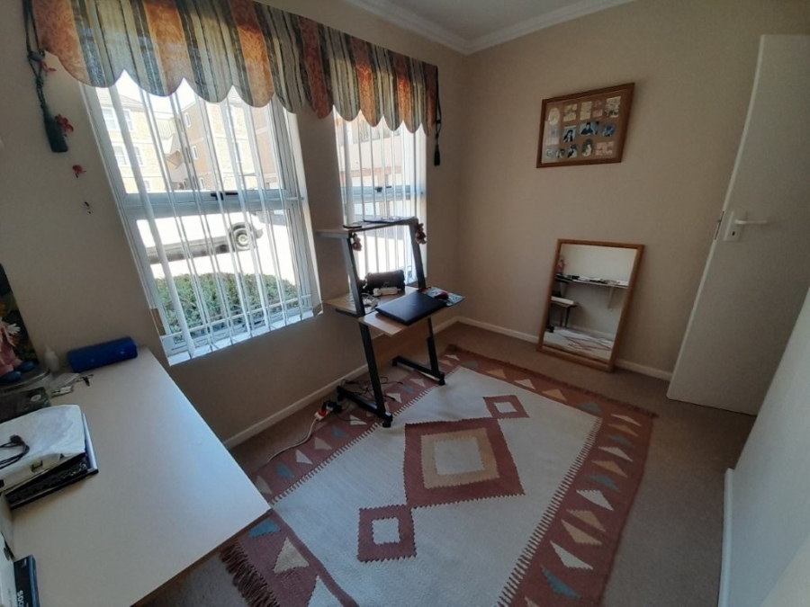 2 Bedroom Property for Sale in Durbanville Western Cape